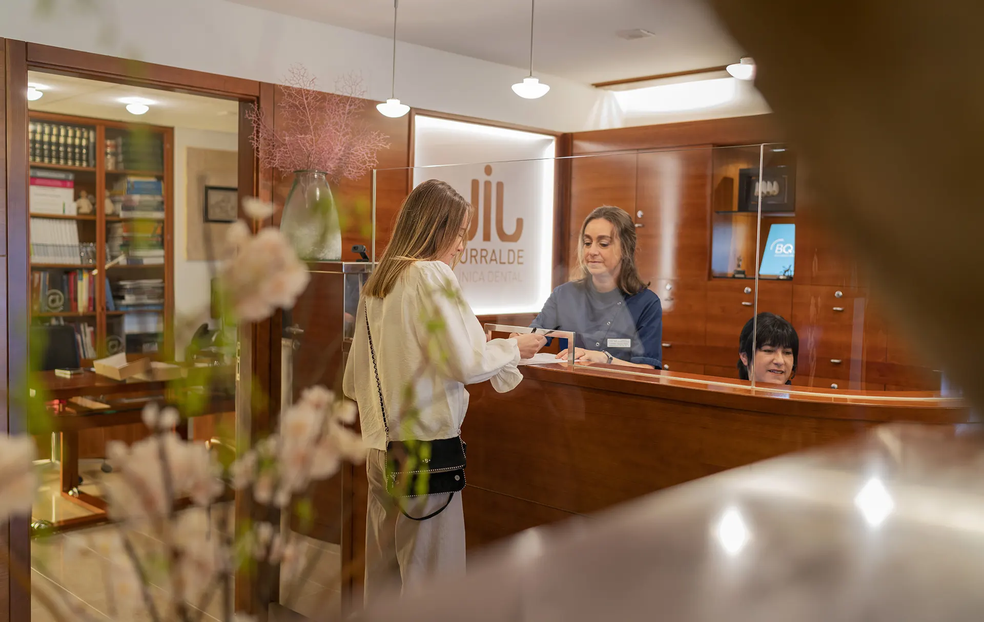 Iturralde visita invisalign